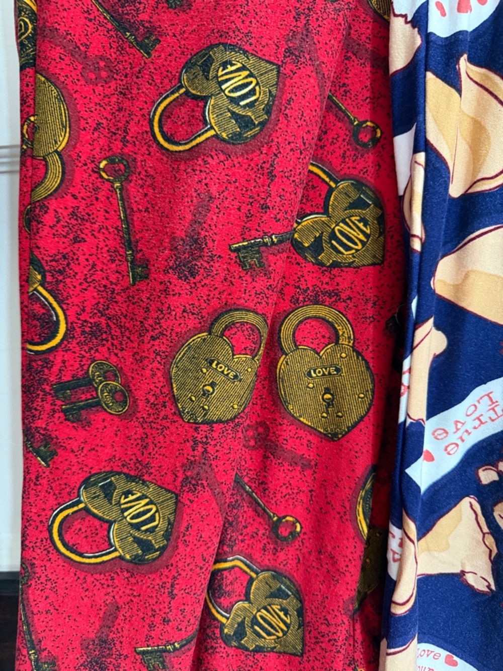 3 pack Lularoe tc leggings - Picture 2 of 4